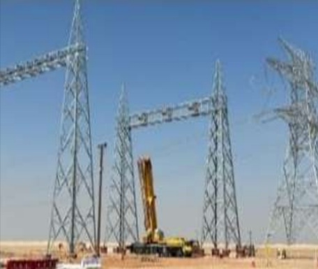 أبراج الجهد العالي في موقع المشروع